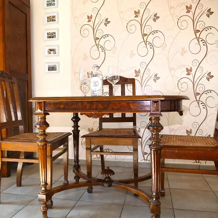 Apartament Voeroesko Alsóörs