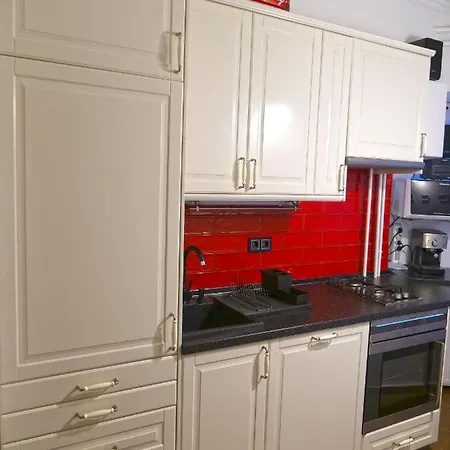 Apartament Voeroesko Alsóörs