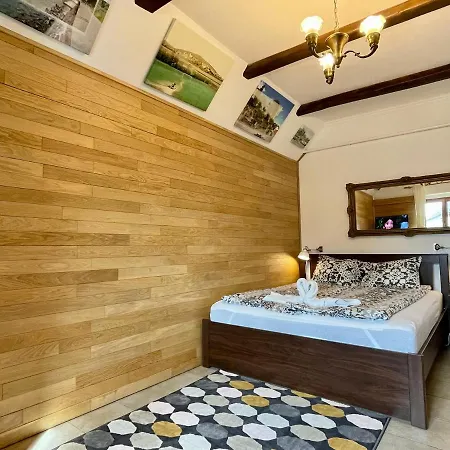 Apartament Voeroesko