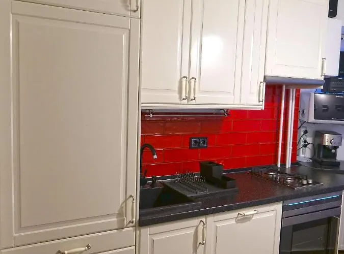 アパート Voeroesko Alsóörs