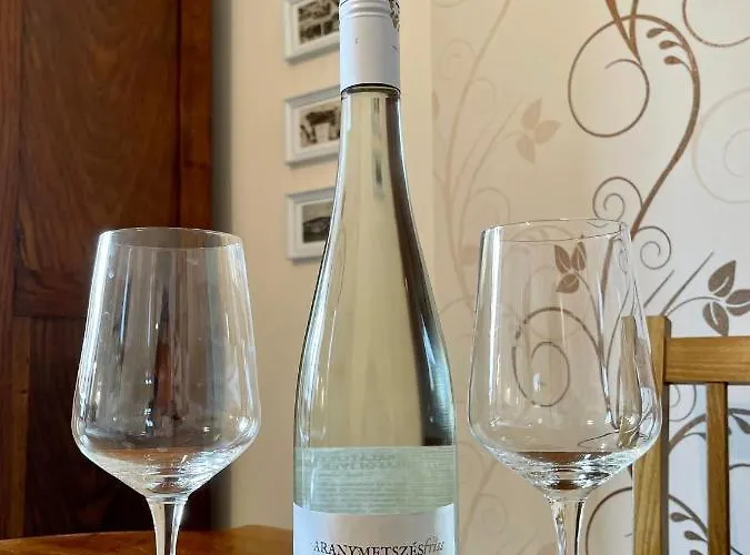 Voeroesko アパート Alsóörs